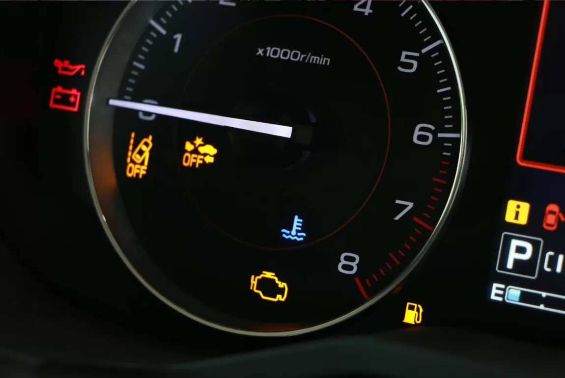 voyant lumineux dans la voiture