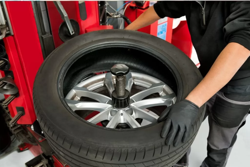 démontage de pneus à domicile